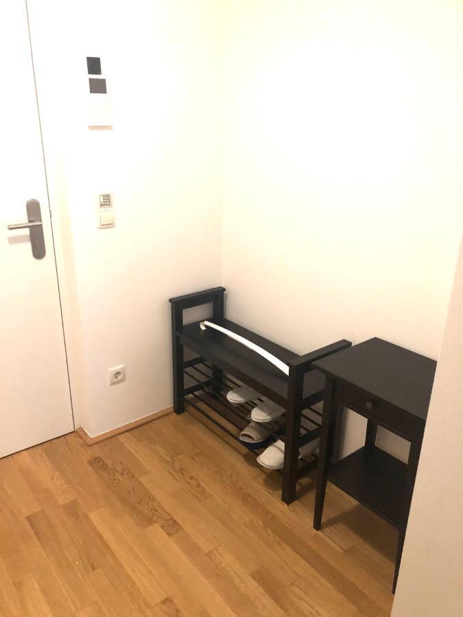 וינה Amazing Austria Center Apartment Near Uno City מראה חיצוני תמונה