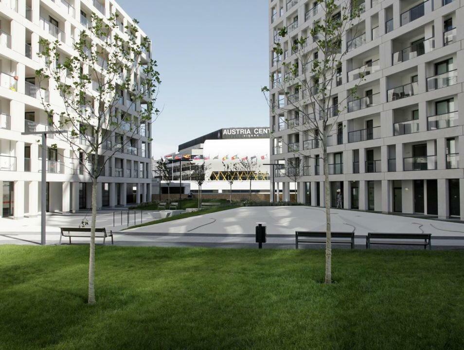 וינה Amazing Austria Center Apartment Near Uno City מראה חיצוני תמונה