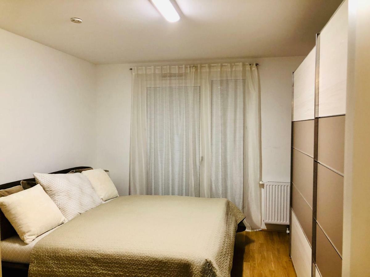 וינה Amazing Austria Center Apartment Near Uno City מראה חיצוני תמונה